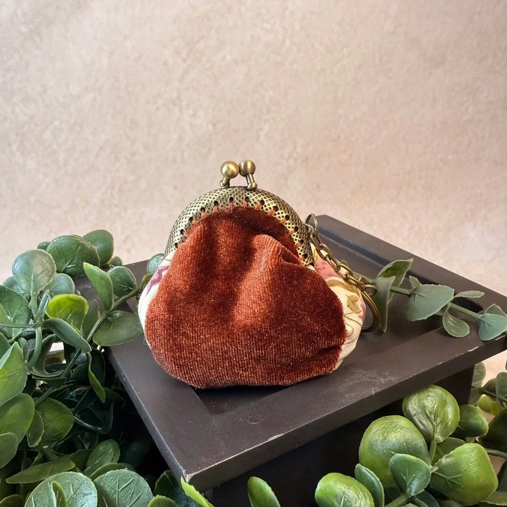 Orange Velvet and Floral Kiss Lock Coin Purse - Picture 1 of 5